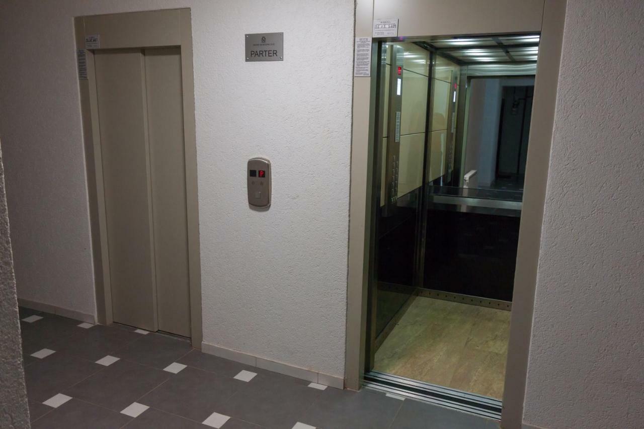 Gold Class Apartment Ams 63 克卢日-纳波卡 外观 照片